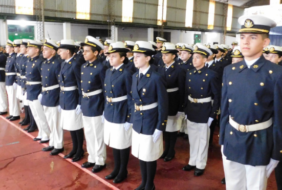 uniforme del liceo militar